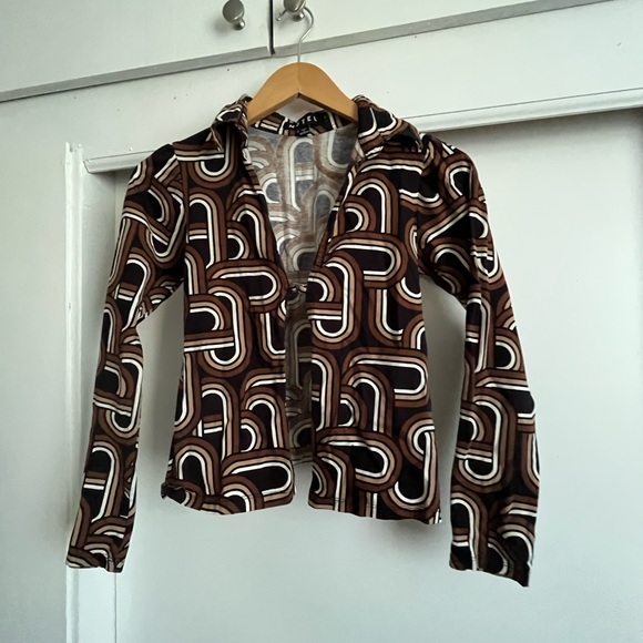 Retro Print open hook blouse - Picture 2 of 4